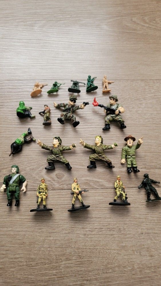 Micro Icons Commandos Bob Figures