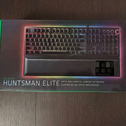Razer Huntsman Elite Keyboard + bundle (Like-New in box)