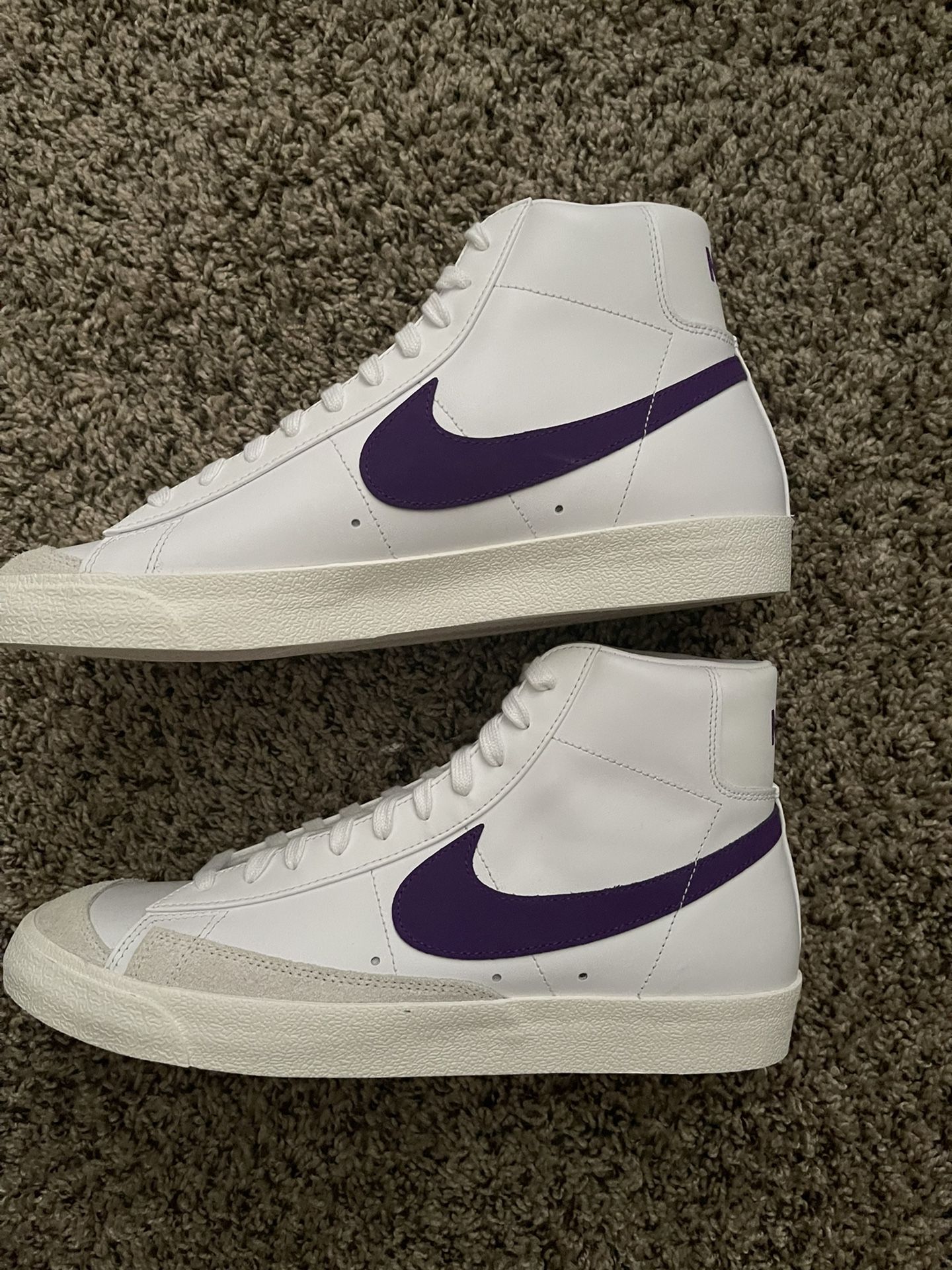 Nike Blazer Mid 77