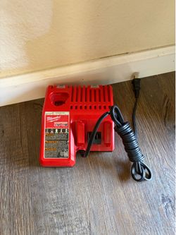 M18/M12 Milwaukee Dual Charger - (Non Rapid)