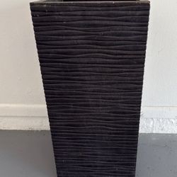 Pot- 13.5 in. x 26 in. Slate Rubber