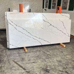 Quartz Countertops And Islands