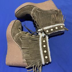 Sam Edelman Women’s Kemper Suede Moss Green Boots