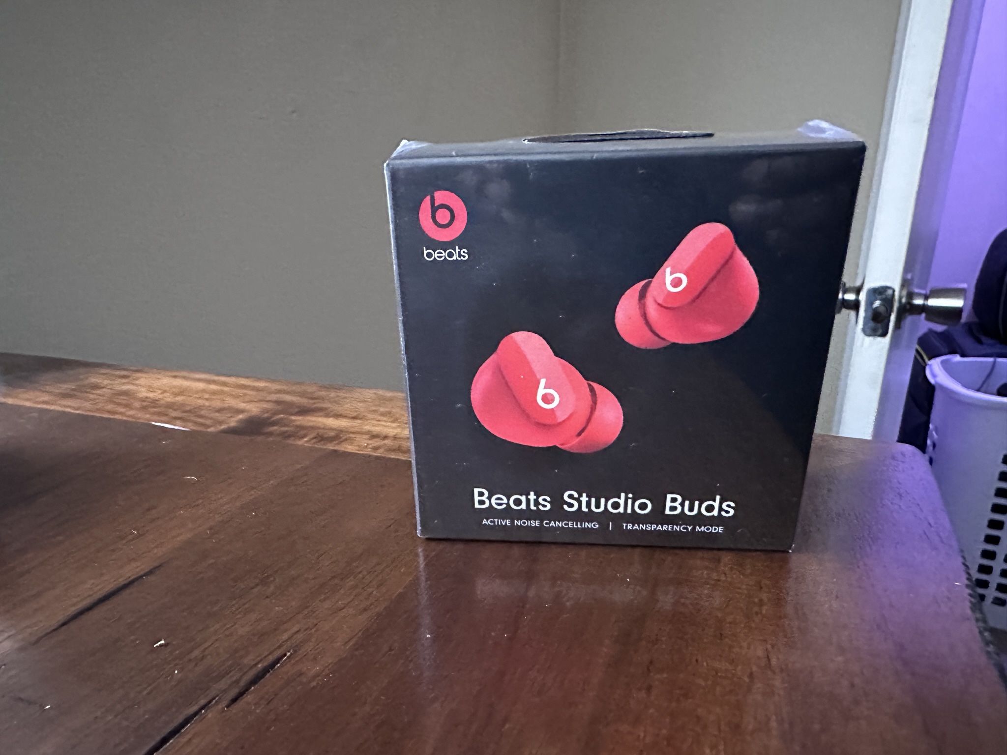Beats Studio Earbud