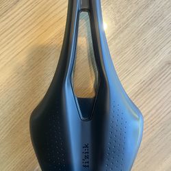 Fizik Tempo Argo R3