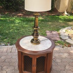 end table  and lamp 