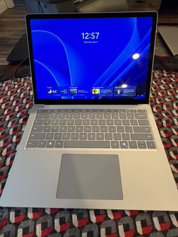 Microsoft Surface Laptop 5 i7 | 32GB Ram | 512GB SSD | Win11P | Touchscreen