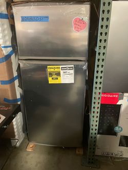 Refrigerator top and bottom Whirlpool w 28”