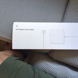 Apple Magsafe Charger 45 Watts
