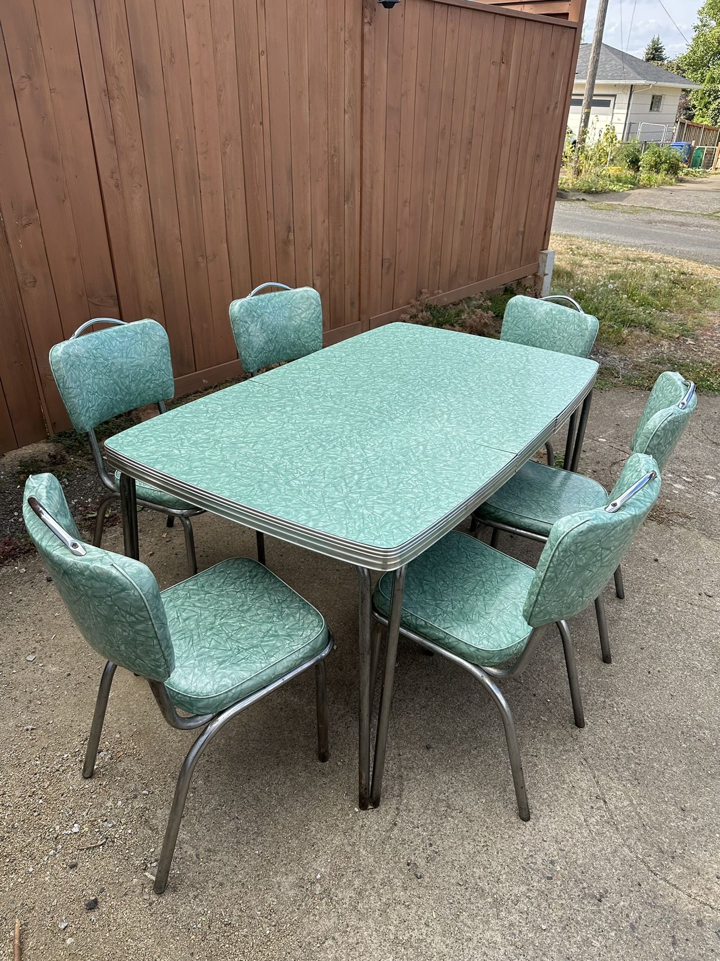 Formica Table And Chair Set