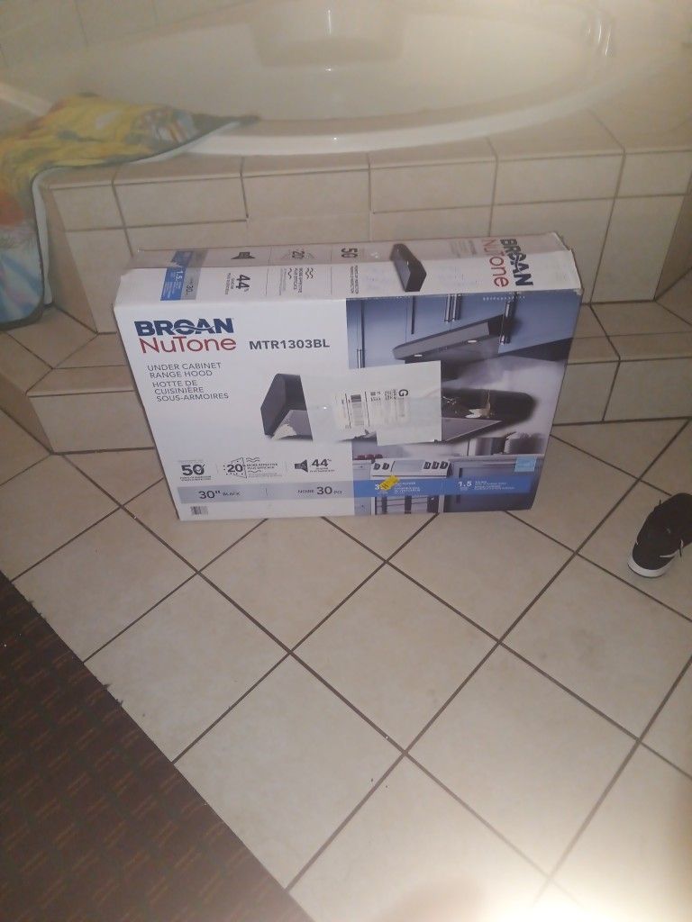 Broan Nutone Under Cabinet Range Hood 