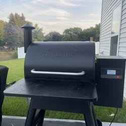 Traeger Pellet Smoker 