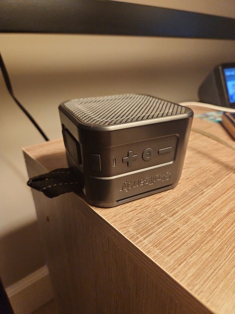 Skullcandy Barricade Wireless Speaker