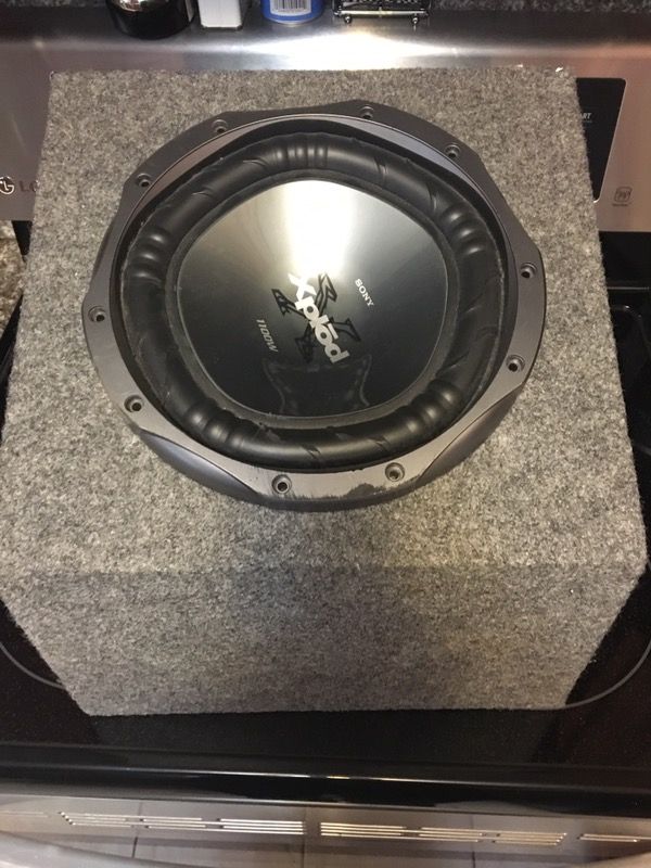 Sony subwoofer xplod 1100w xs gtx100lw for Sale in Boynton Beach