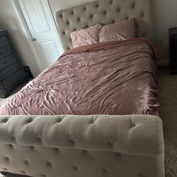 Queen Bed Set + Mattress Set For Sale