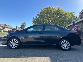 2013 Toyota Corolla LE Sedan, 94,596 Miles, Fresh Smog, Just Detailed
