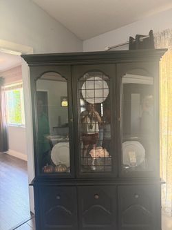 Dining cabinet