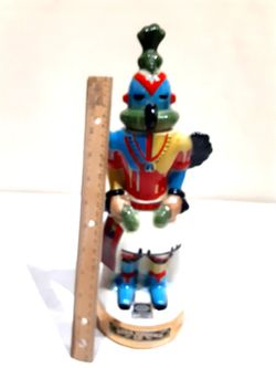 RARE COLLECTIBLE BOTTLE  ASKING ONLY FOR  $40.00