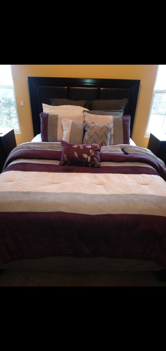 8pc Bedroom Set Used