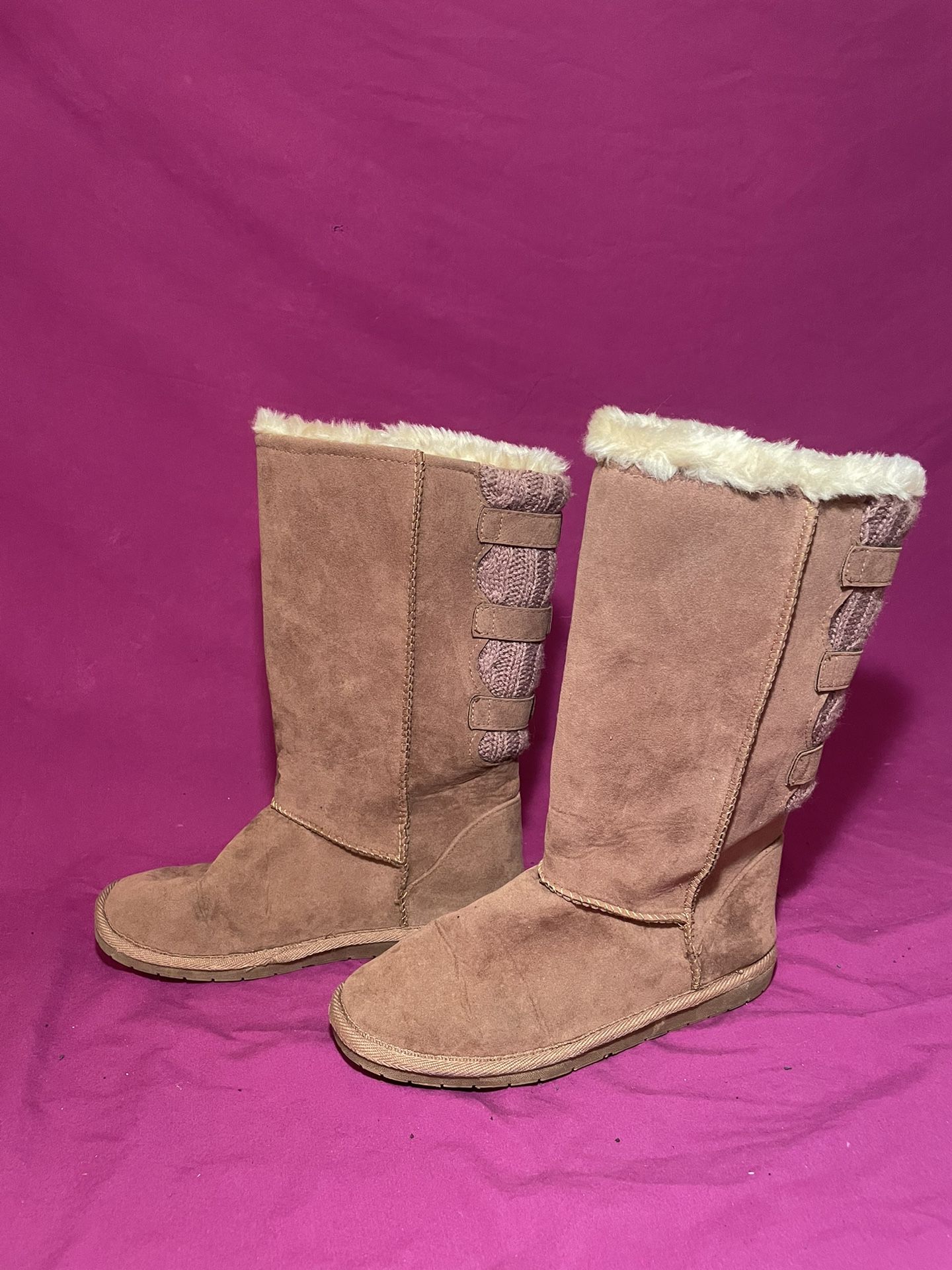 Fuzzy Boots Size 7