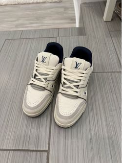 Men’s Sneaker shoes, white and blue color, size 11