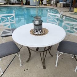 Shabby White Wood Round/ Glass Table/ Iron  With 4 Iron Cushion  Gray  Chairs 