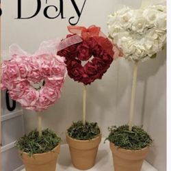 Heart ❤️ Roses Topiary For Valentine’s Decor ❤️ Get yours Today