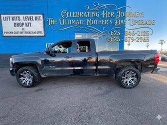 ​Celebrating Moms with Massive Savings! 🎊 Stop by and check out our new Rim & Tire inventory. The perfect Mother's Day surprise is waiting! ​✅ FREE 1