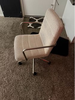Off-white chair