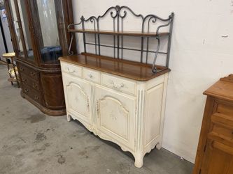 ETHAN ALLEN Vintage French Country Collection Wooden Buffet with Floral Accents and Matching Bakers Rack