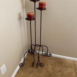 Iron Scroll Candle Holders & Red/Yellow Candles