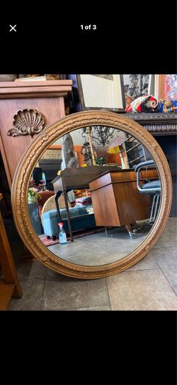Antique solid wood, beautiful round mirror 35 diameter