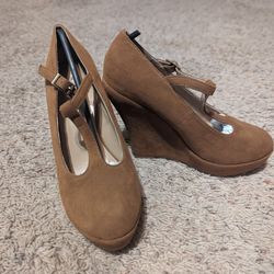 Suede Wedges 