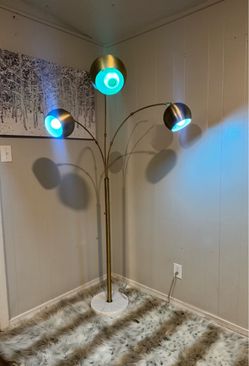 Modern 3-Light Floor Lamp
