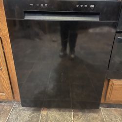 LG Front Tub 24inch Dishwasher 