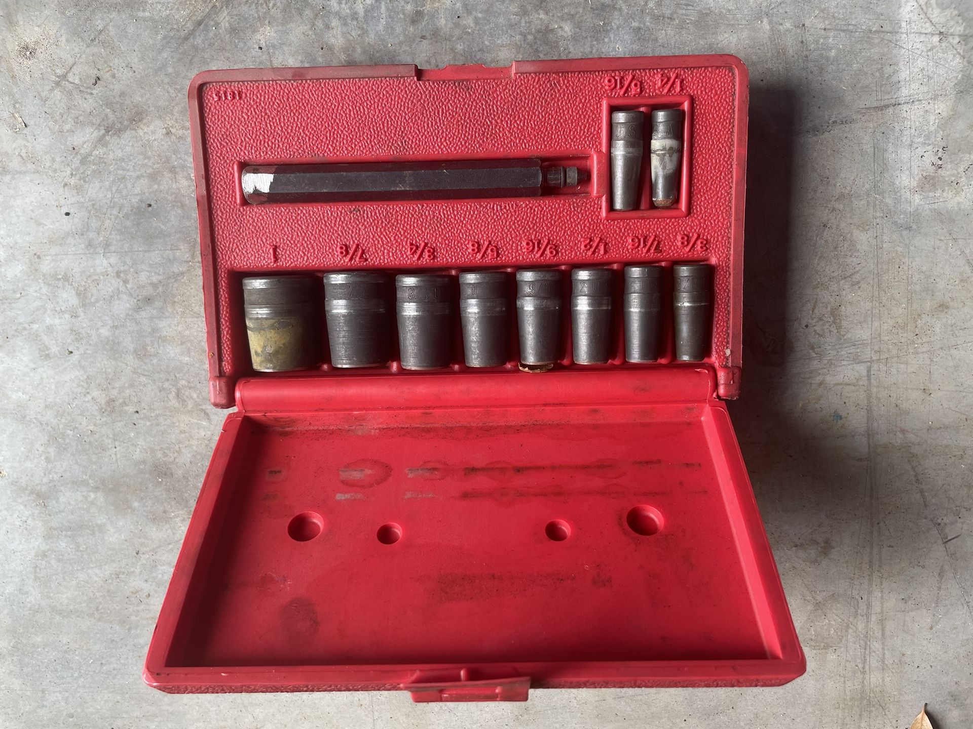 Blue Point Gasket Hole Punch.