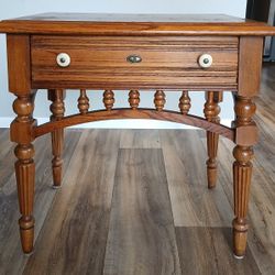 Night Stand - Side TABLE