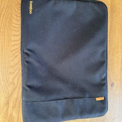 Tomtoc Laptop Case