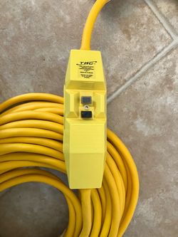 100' 12/3 GFCI Extension Cord