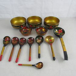 Lot Of 13 Vintage Russian Khokhloma Lacquered Wooden Bowls & Spoons
