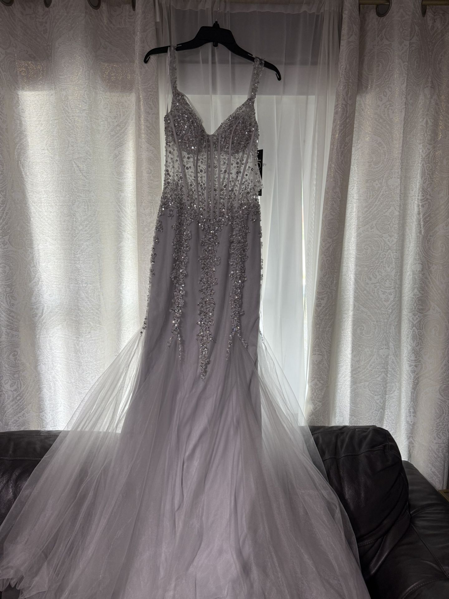 Prom | Elegant Dress | Size 6 