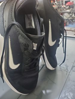 NIKE Size 9 Women's Running Shoes