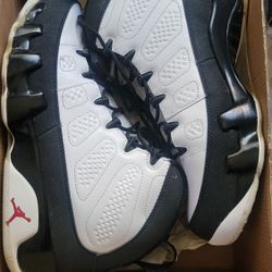 Air Jordan 9 Retro 
