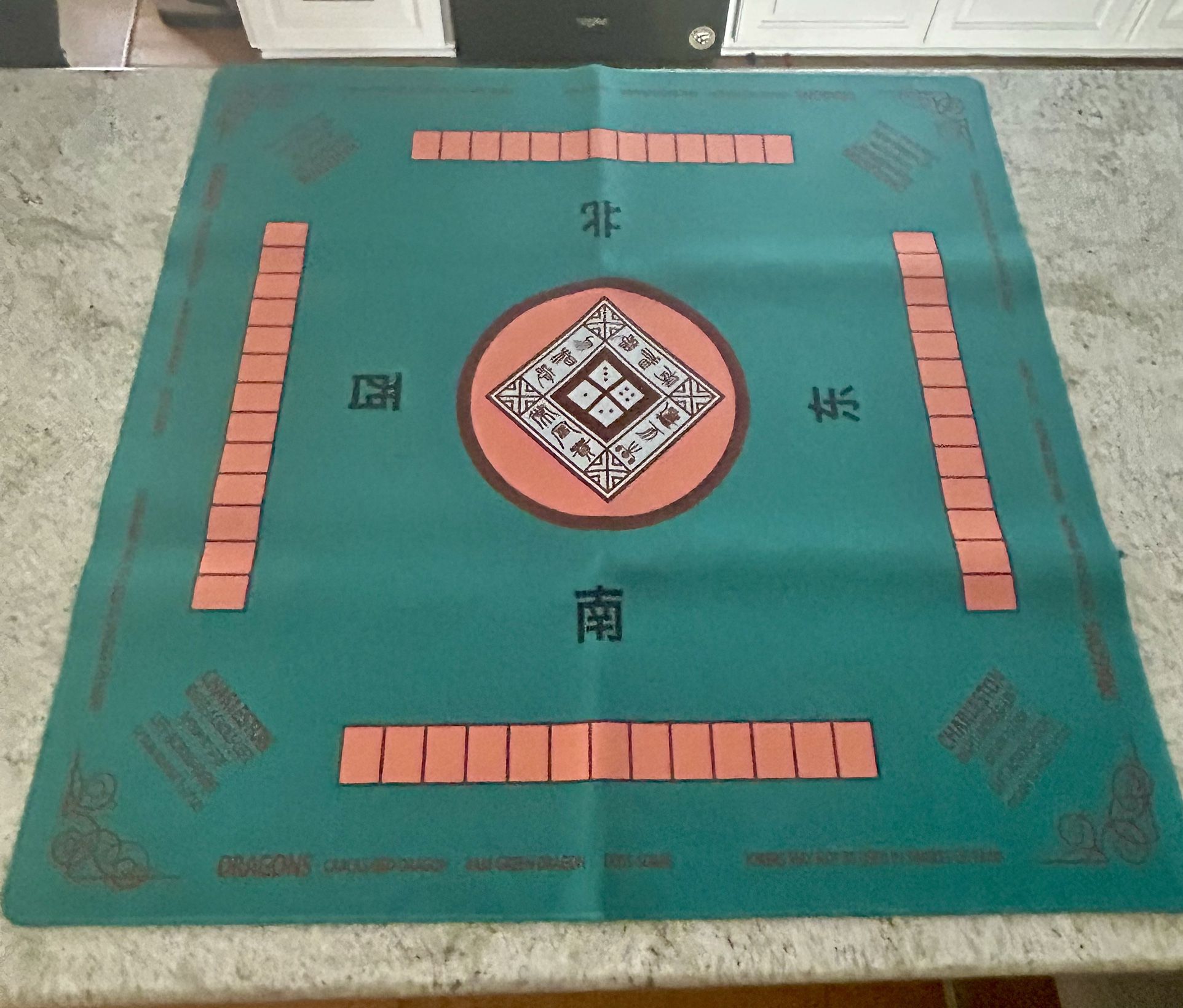 Mahjong Mat. Noise Reduction, Non-Slip Mahjong Mat.