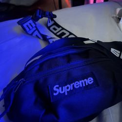 Supreme (Fanny Pack)