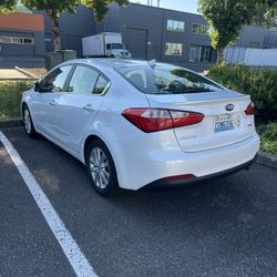 2014 Kia Forte LX/EX – $4,000 – Edgewood, WA