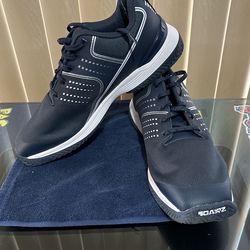 New Navy Sqairz Shoes Size 12
