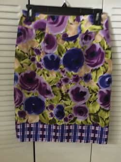 Anthropologie happenstance pencil skirt sz4 Yoana Baraschi purple floral