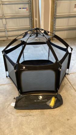 The California Beach Co Pop Up Tent