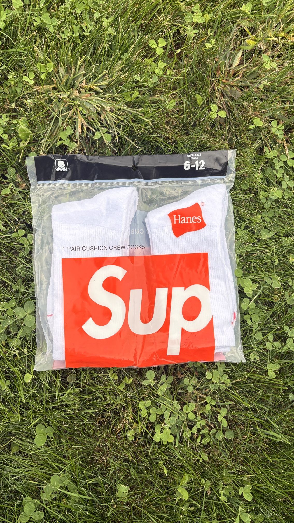 SUPREME SOCKS